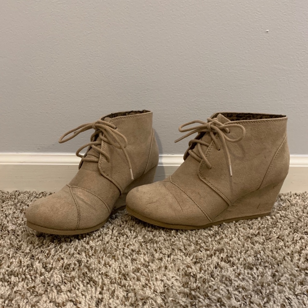 Wedge booties